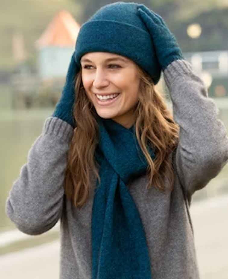 Noble Wilde Merino Possum Beanie - Tui