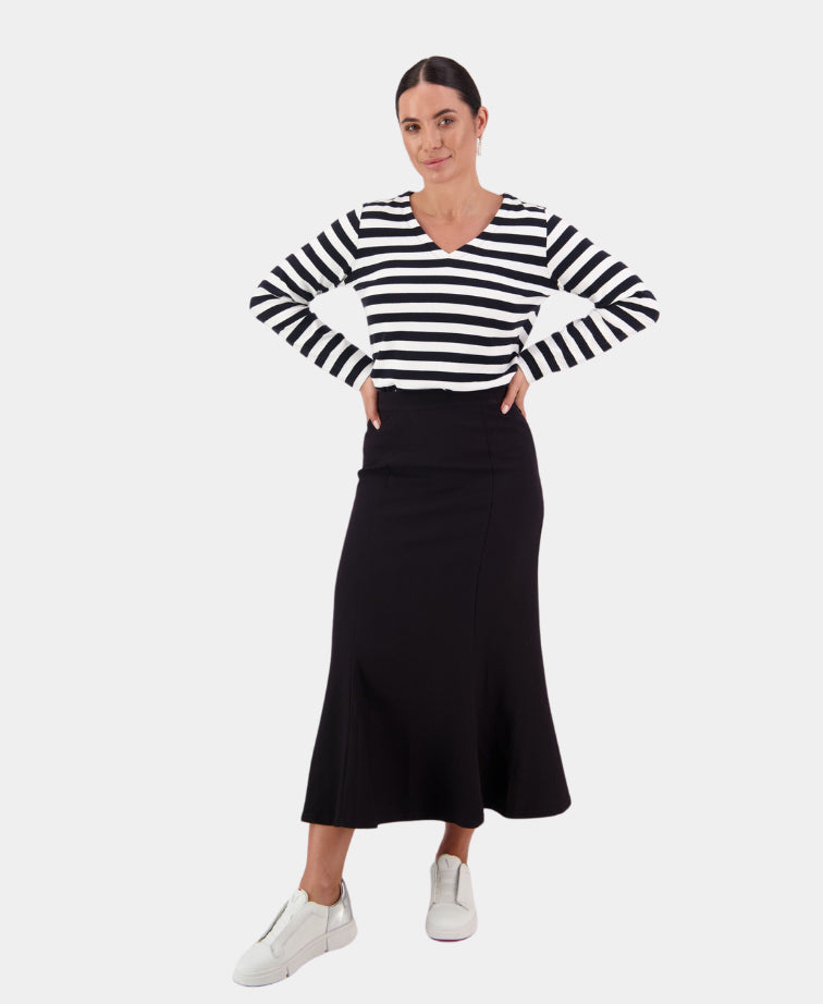 Vassalli Skirt Fluted Mid Length - Black