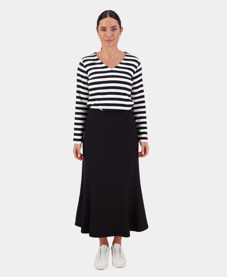 Vassalli Skirt Fluted Mid Length - Black