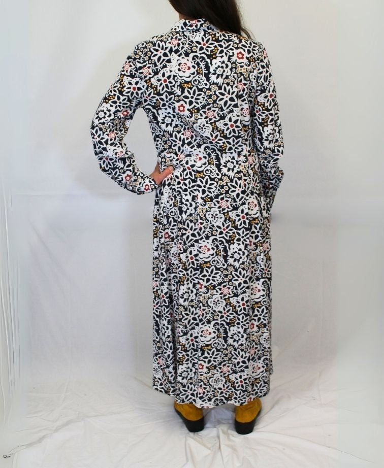 Foil Dress Shirt Collar Button Front - Stencil
