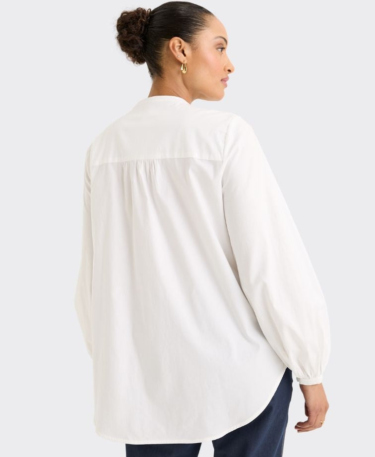 Yarra Trail Top Mantle - White