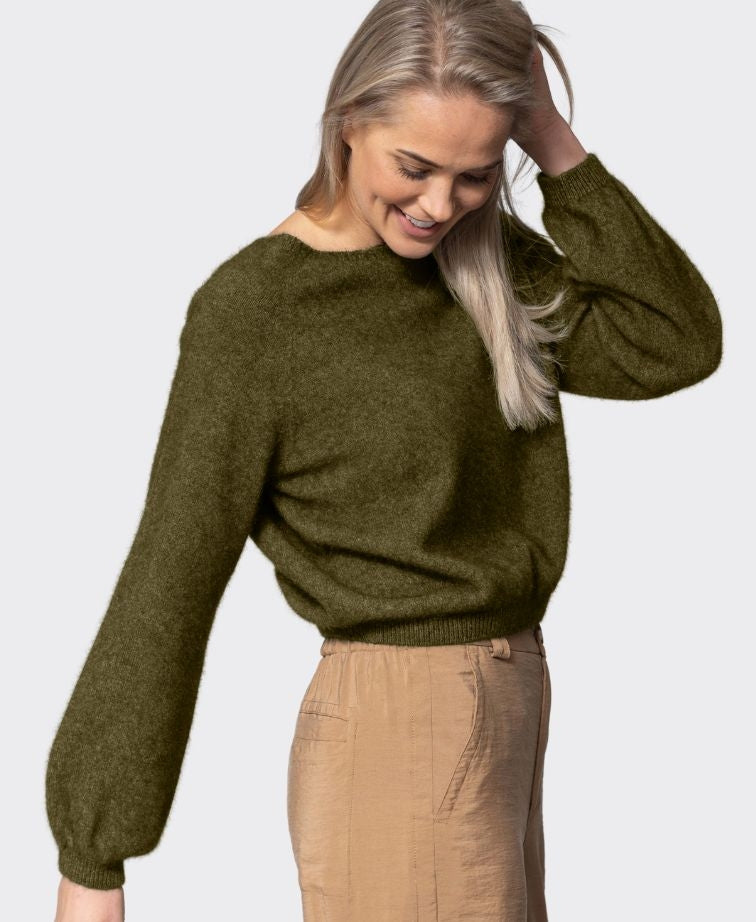 Noble Wilde Womens Bellow Sleeve Top - Avoka
