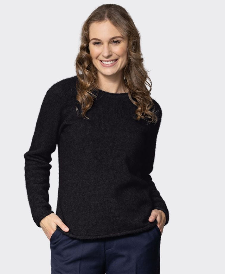Noble Wilde Womens Rutland Raglan Crew - Black