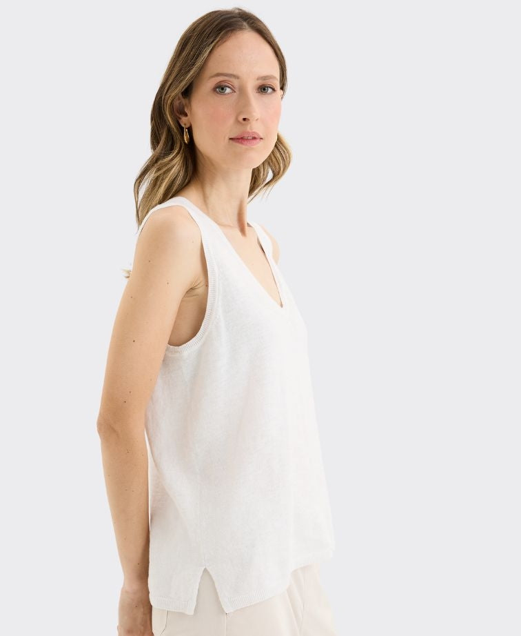 Yarra Trail Knit Blaze Sleeveless - White