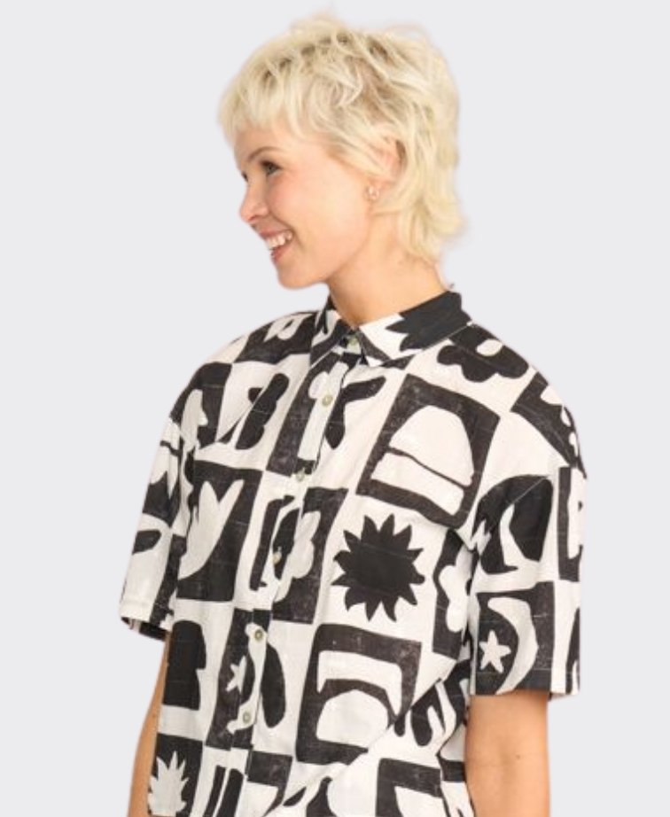 Oh Three Shirt S/S Boxy Print - Mono