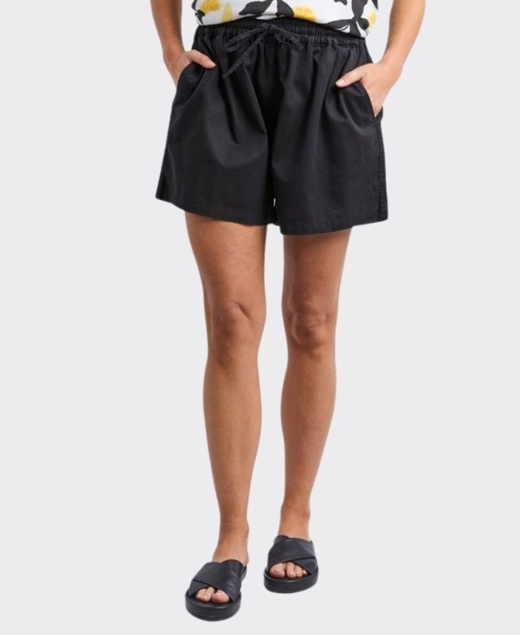 Elm Short Lucinda - Black