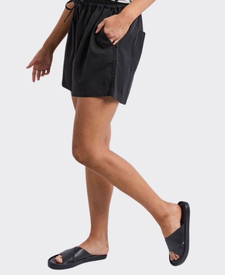 Elm Short Lucinda - Black