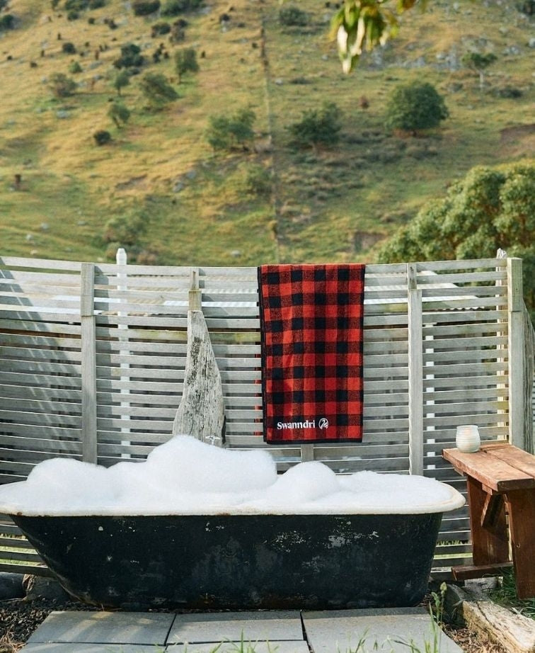 Swanndri Beach Towel v3 - Red/Blk Check