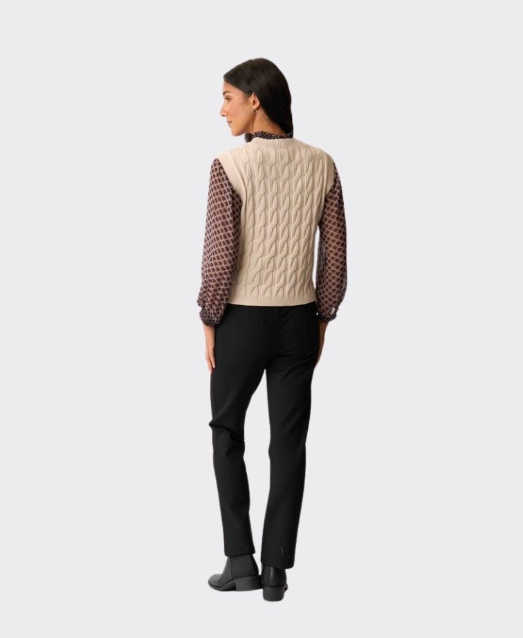 Preen Vest Cabled Merino - Pearl