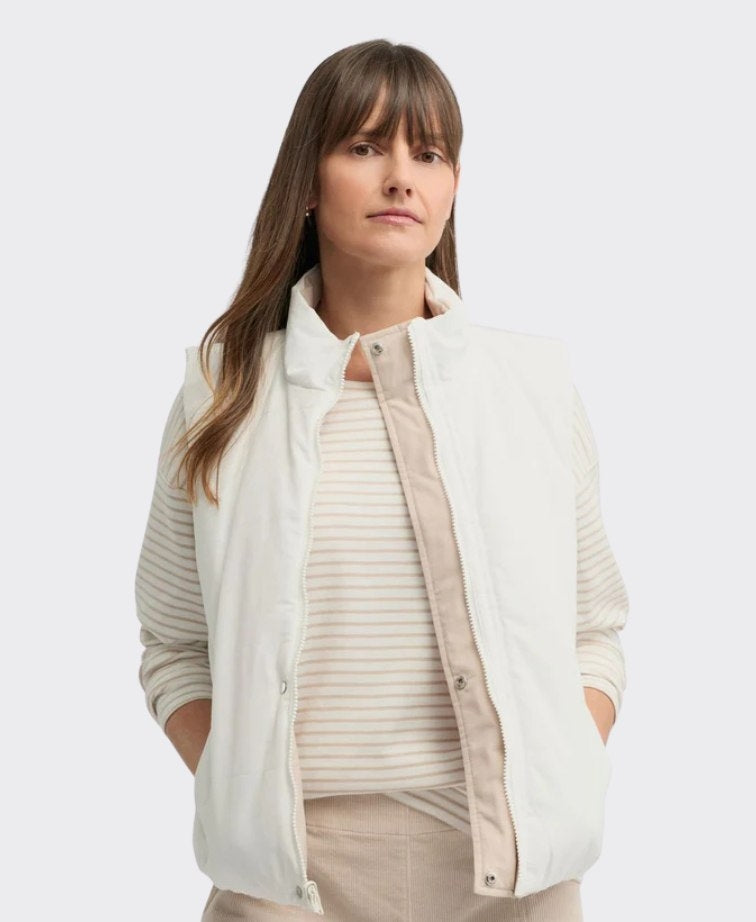 Yarra Trail Vest Levity Puffer Reversible - Almond/Ecru