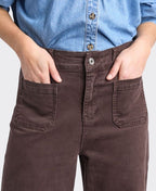 Elm Jean Delphi Front Pocket - Chocolate
