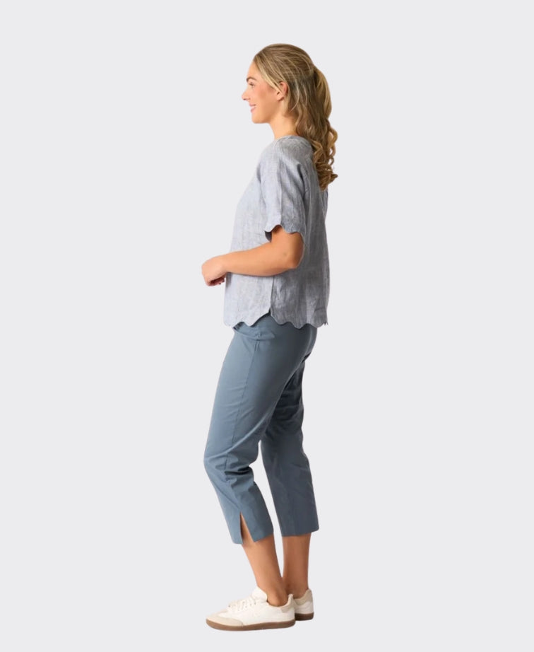 Foil Top Scalloped Linen
